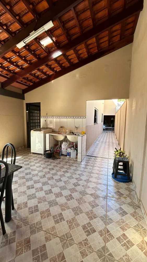 Casa, 3 quartos, 180 m² - Foto 1