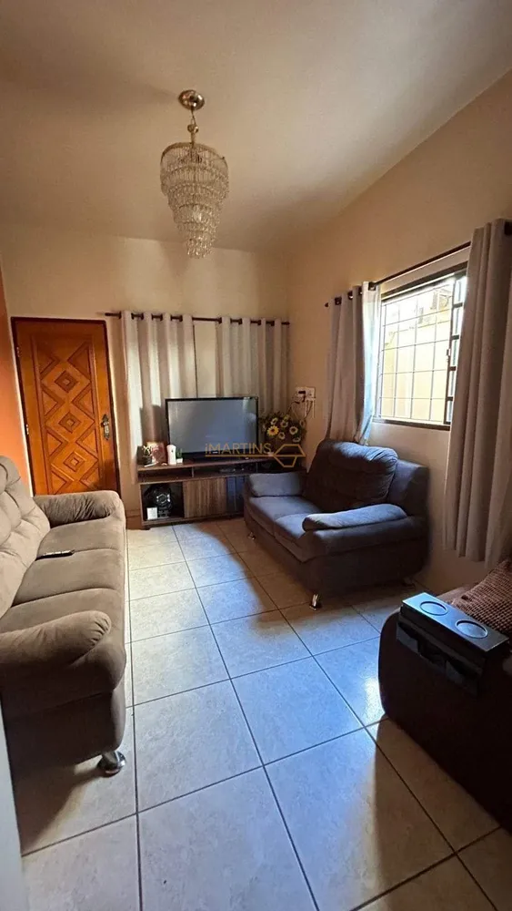 Casa, 3 quartos, 240 m² - Foto 2