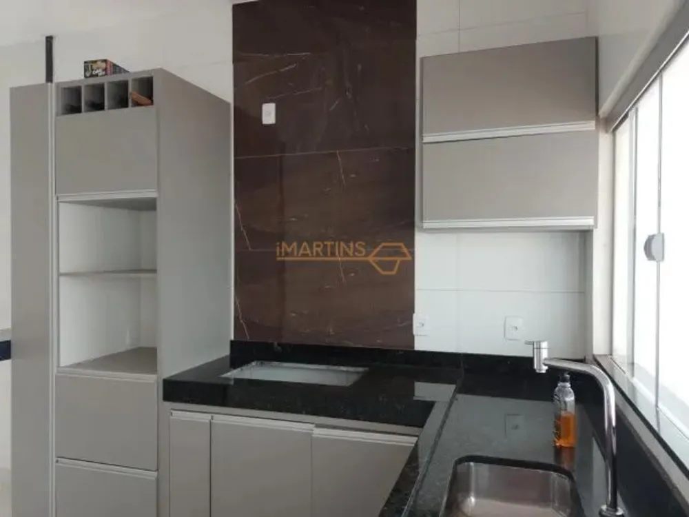 Casa, 2 quartos, 319 m² - Foto 1