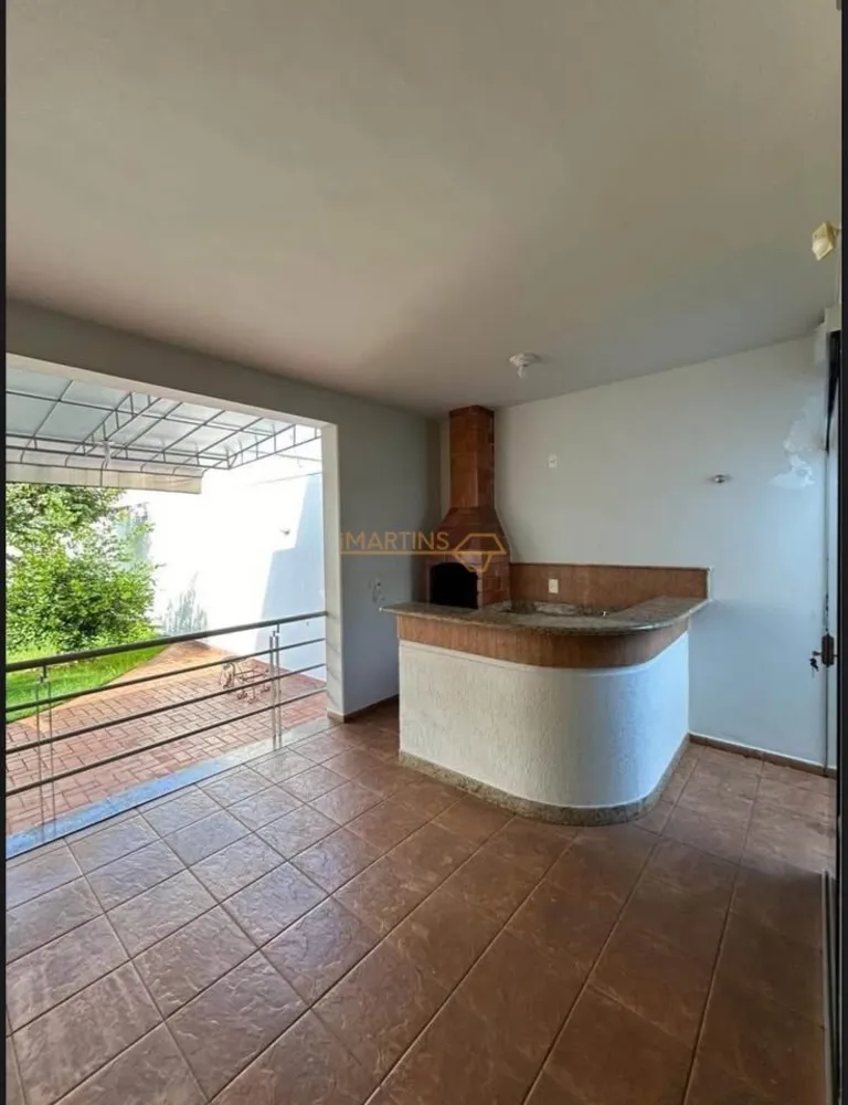 Sobrado, 3 quartos, 283 m² - Foto 2