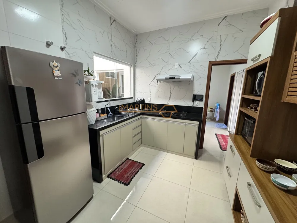 Casa, 3 quartos, 162 m² - Foto 2