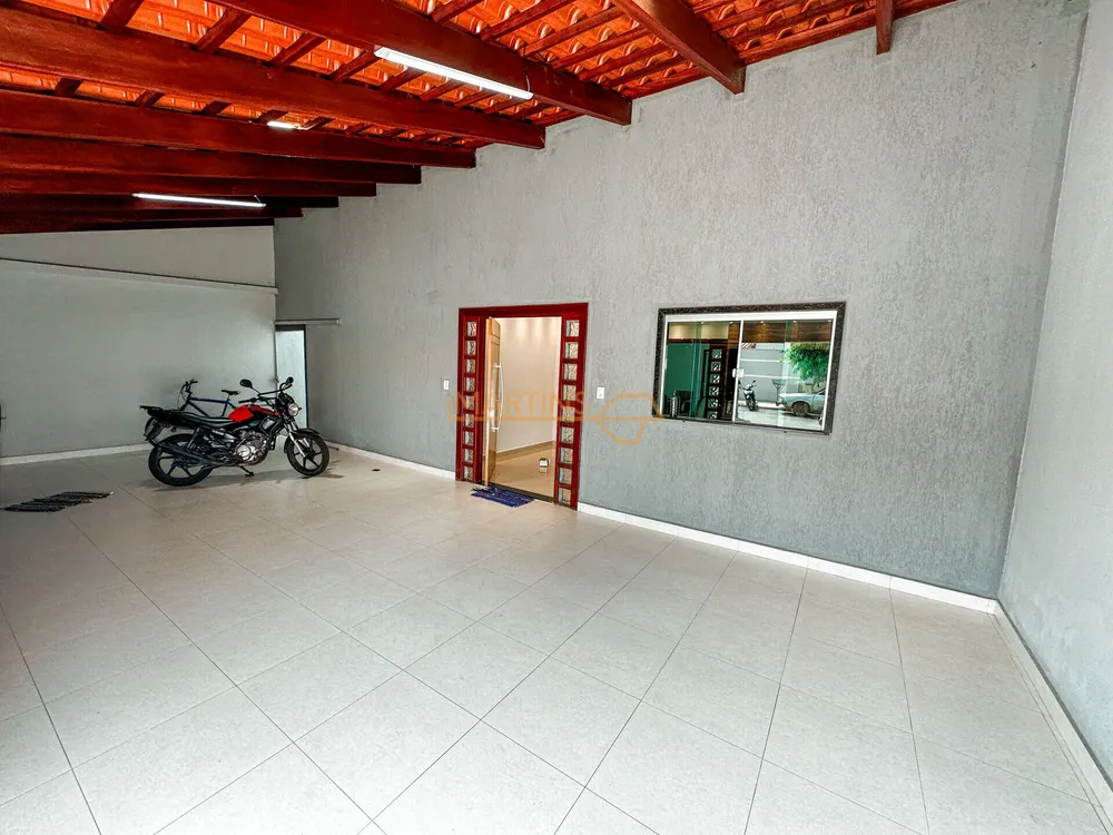 Casa, 3 quartos, 210 m² - Foto 2