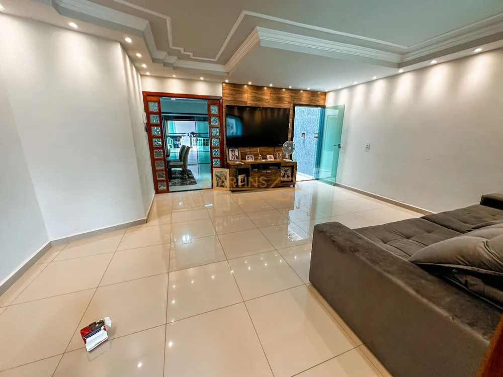 Casa, 3 quartos, 210 m² - Foto 3