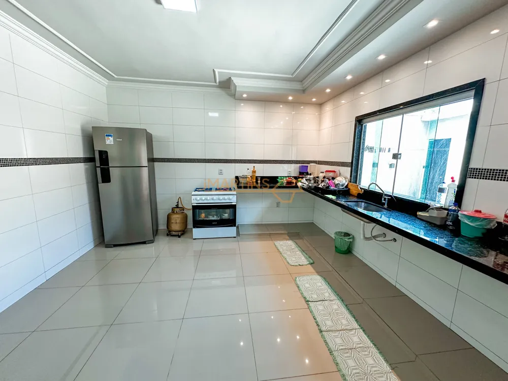 Casa, 3 quartos, 210 m² - Foto 1