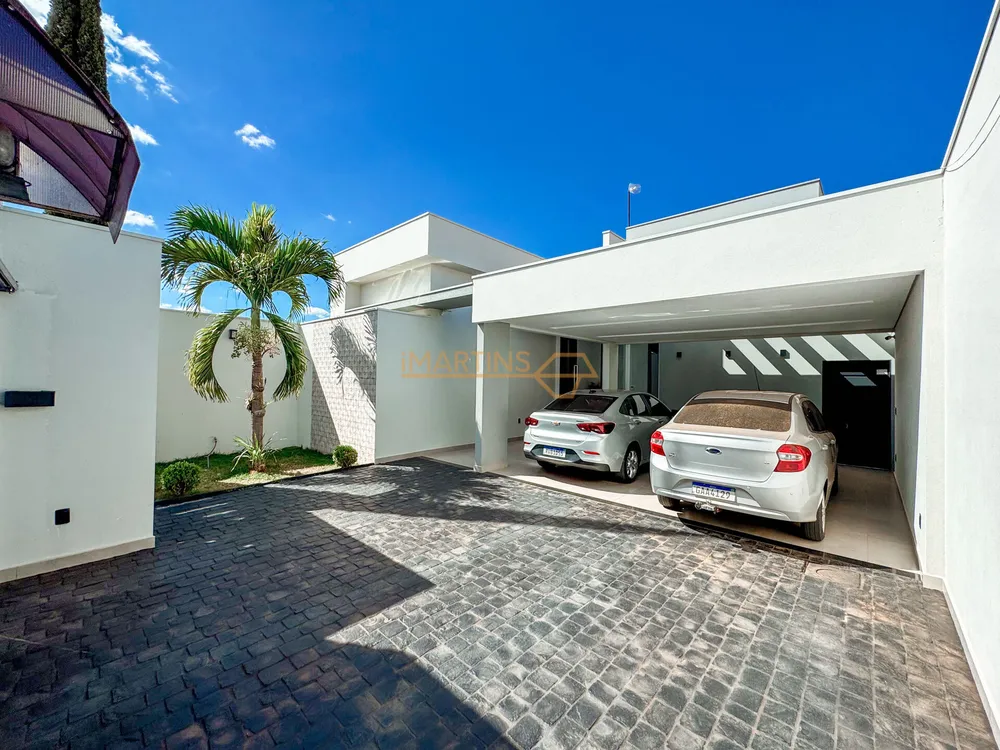Casa, 3 quartos, 405 m² - Foto 1