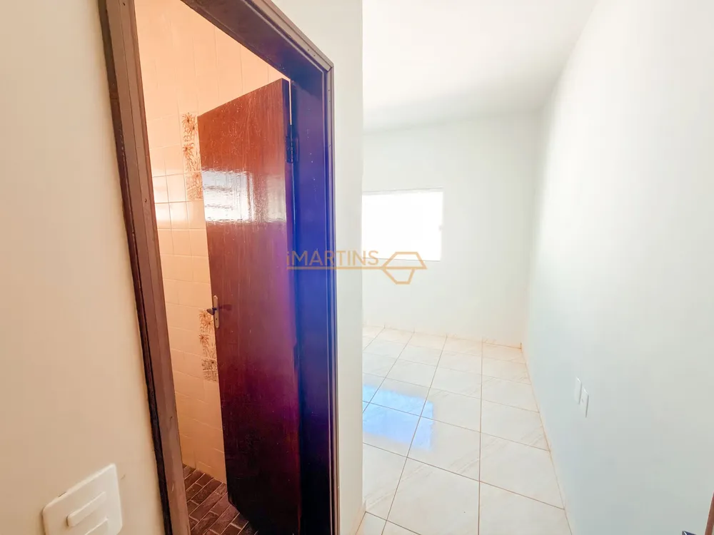 Casa, 3 quartos, 220 m² - Foto 2
