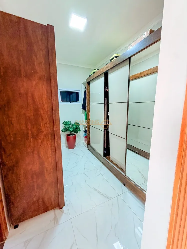 Casa, 3 quartos, 320 m² - Foto 3