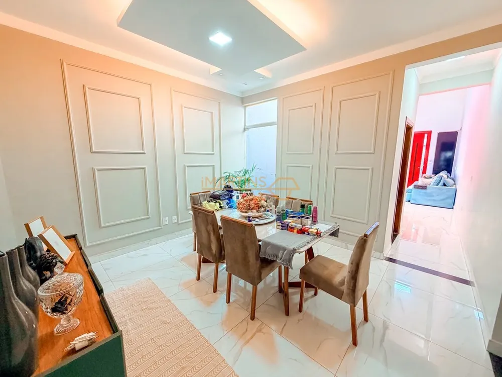Casa, 3 quartos, 320 m² - Foto 1