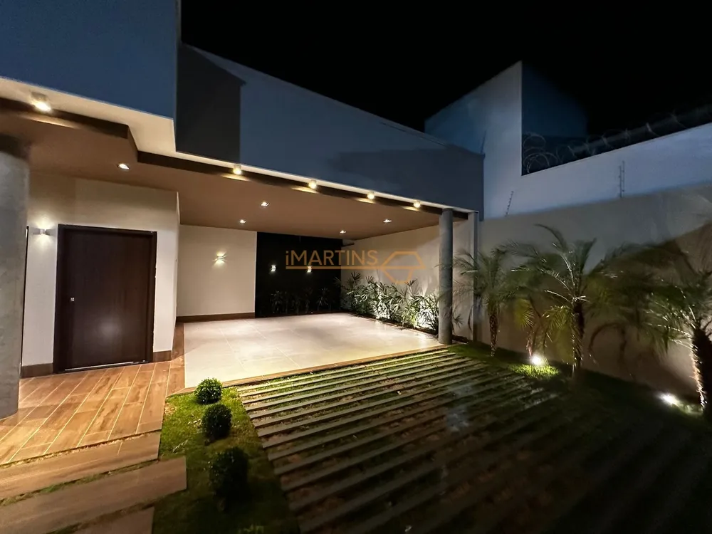 Casa, 3 quartos, 310 m² - Foto 1