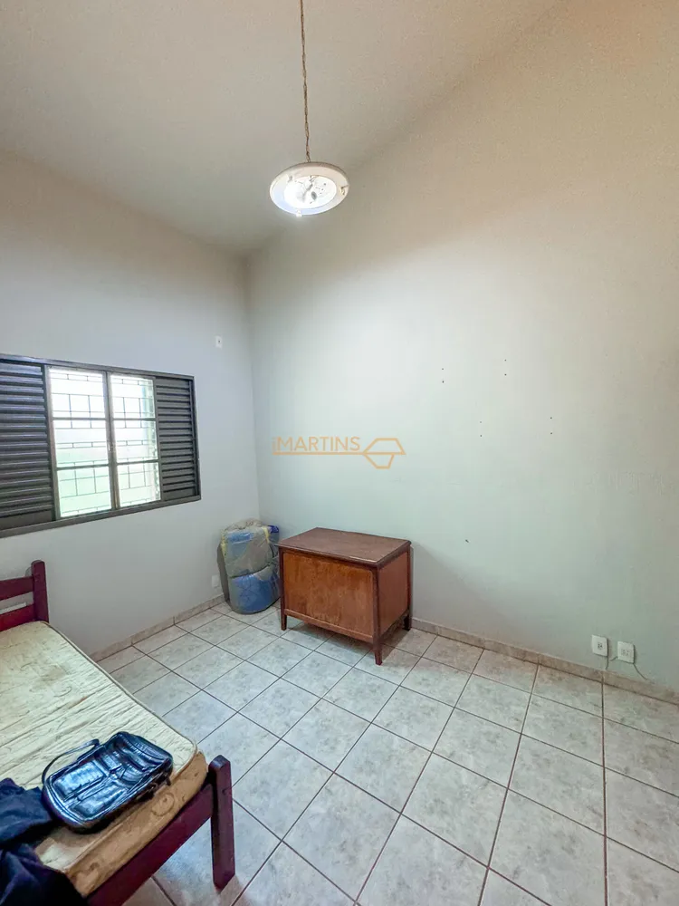Casa, 2 quartos, 360 m² - Foto 2