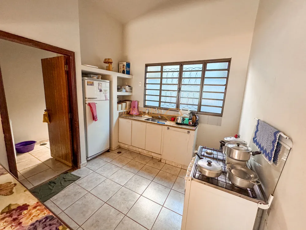 Casa, 2 quartos, 360 m² - Foto 1