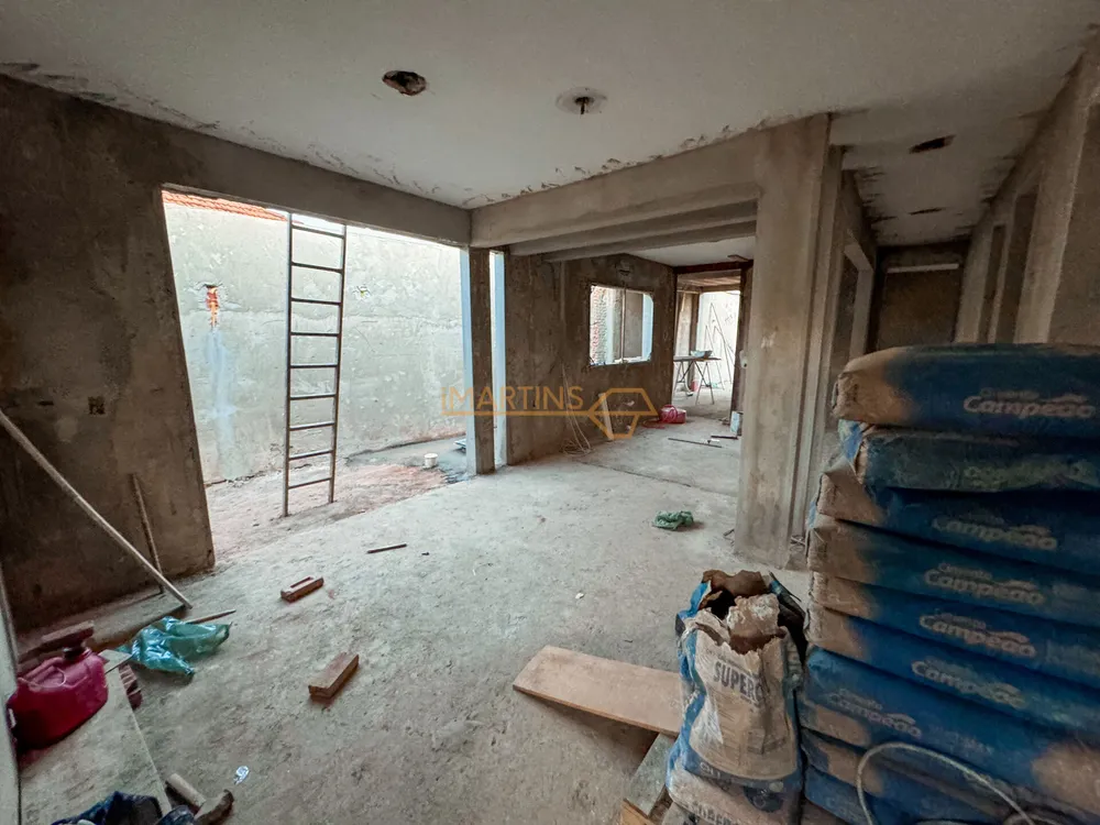 Casa, 3 quartos, 300 m² - Foto 2