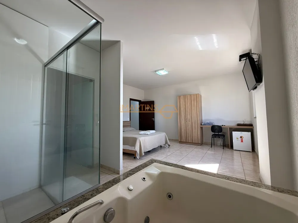 Hotel, 555 m² - Foto 2