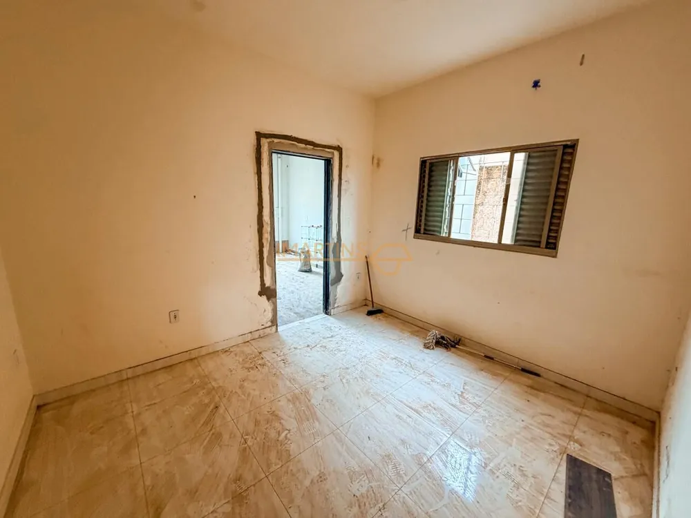 Casa, 3 quartos, 300 m² - Foto 1