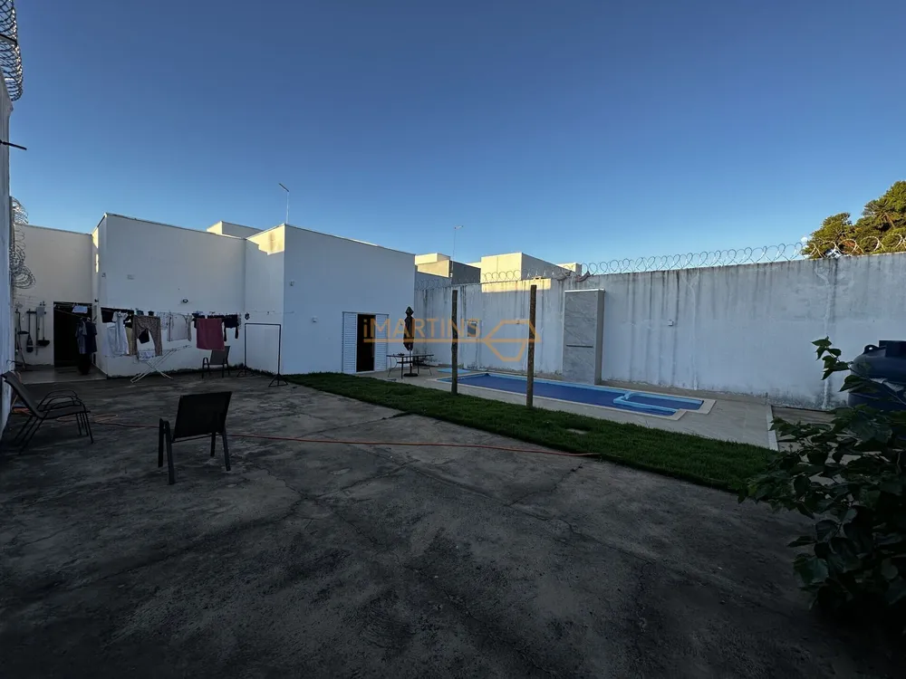 Casa, 3 quartos, 234 m² - Foto 1