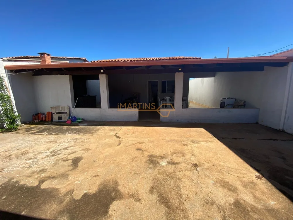 Casa, 2 quartos, 297 m² - Foto 1