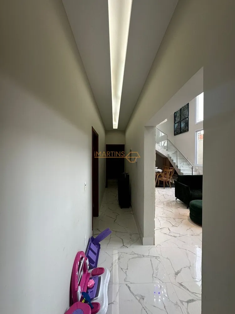 Casa, 4 quartos, 430 m² - Foto 1