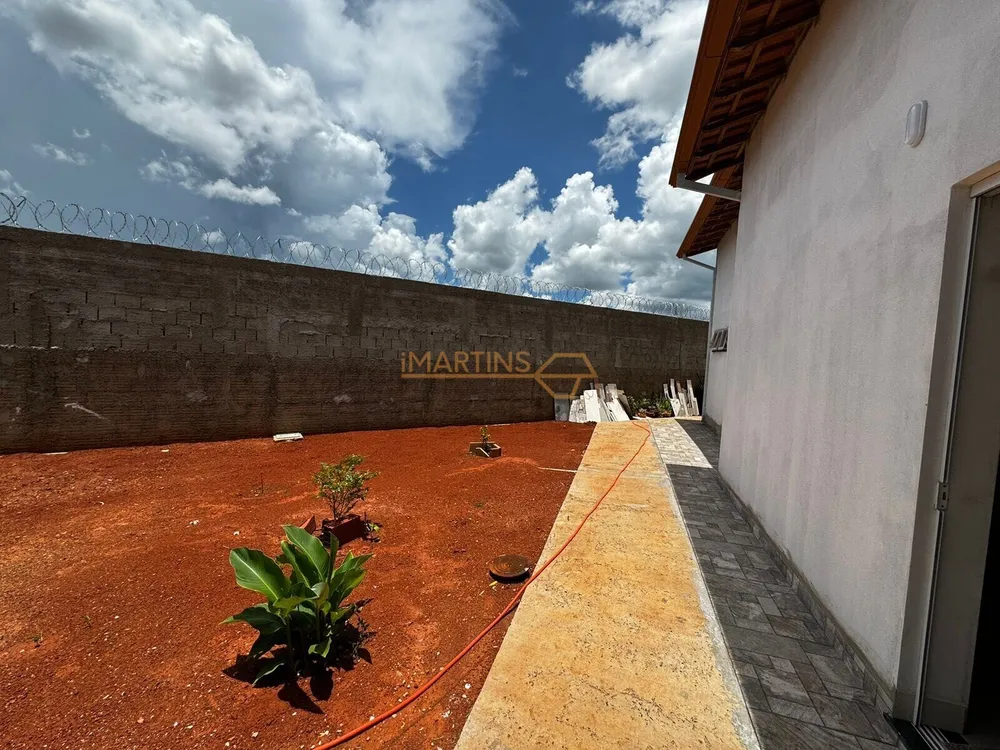 Casa, 1 quarto, 1044 m² - Foto 1
