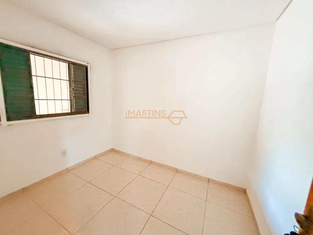 Casa, 3 quartos, 200 m² - Foto 2