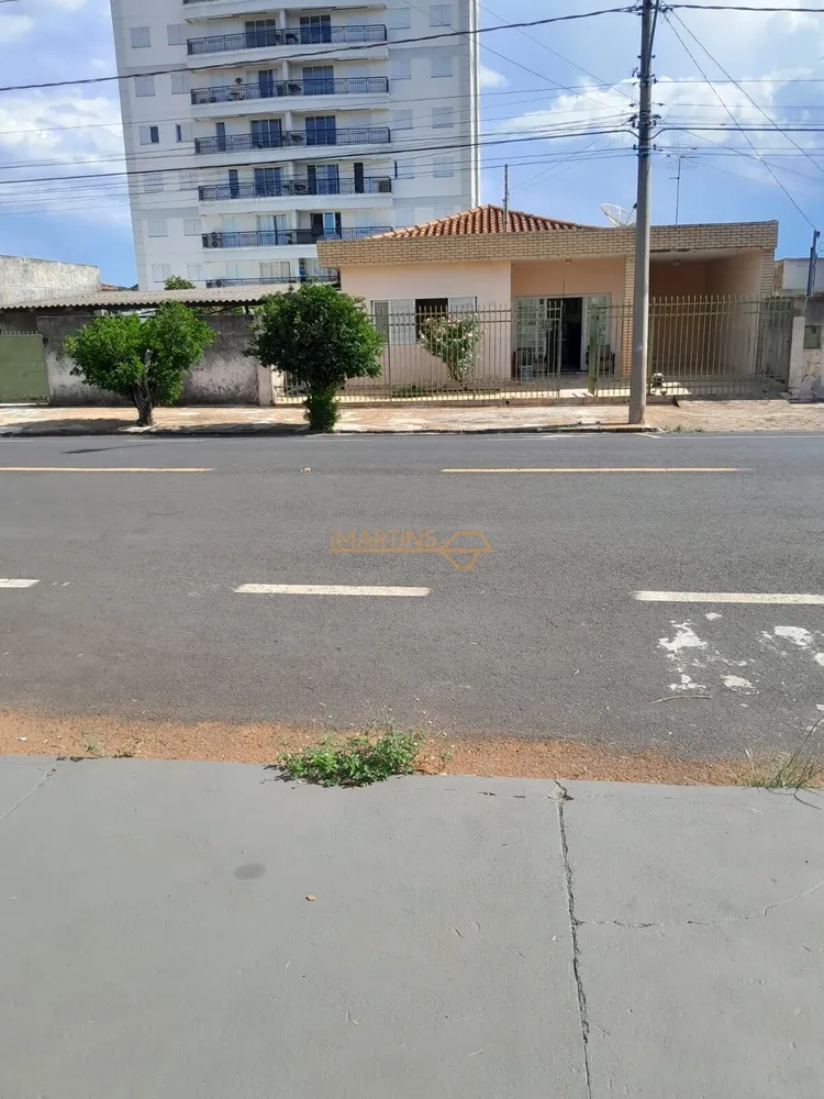 Casa, 3 quartos, 666 m² - Foto 1