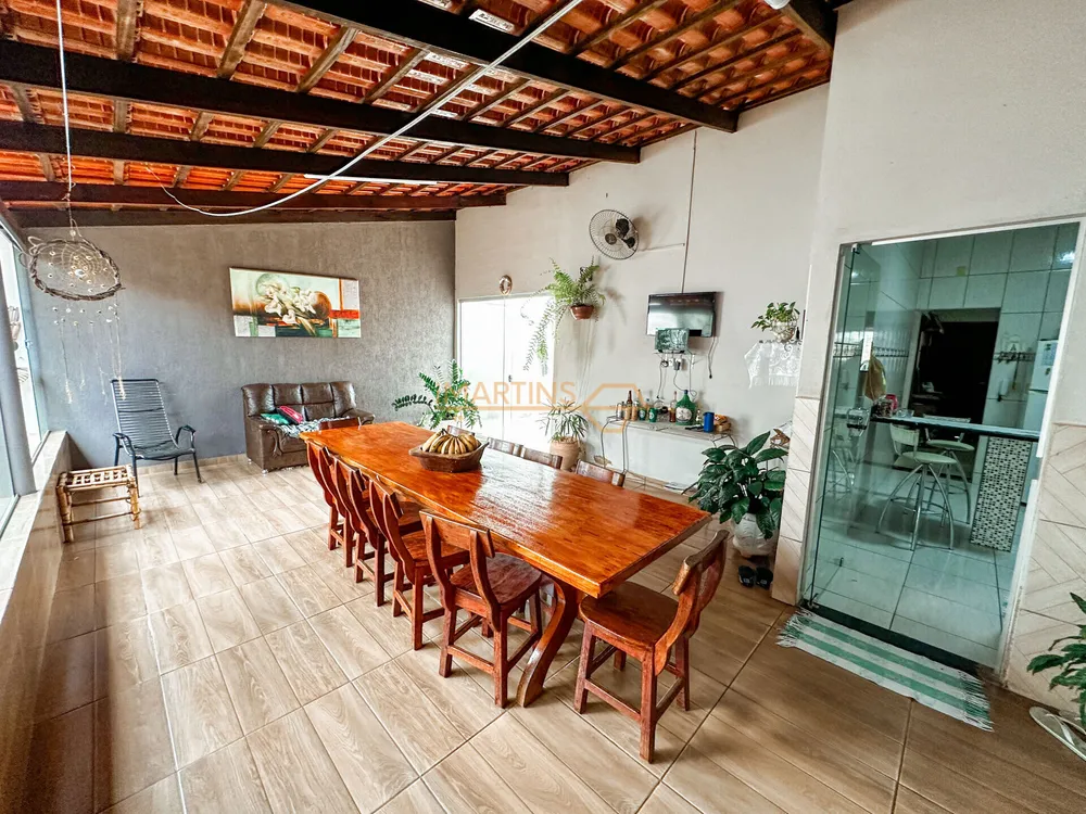 Casa, 2 quartos, 261 m² - Foto 1