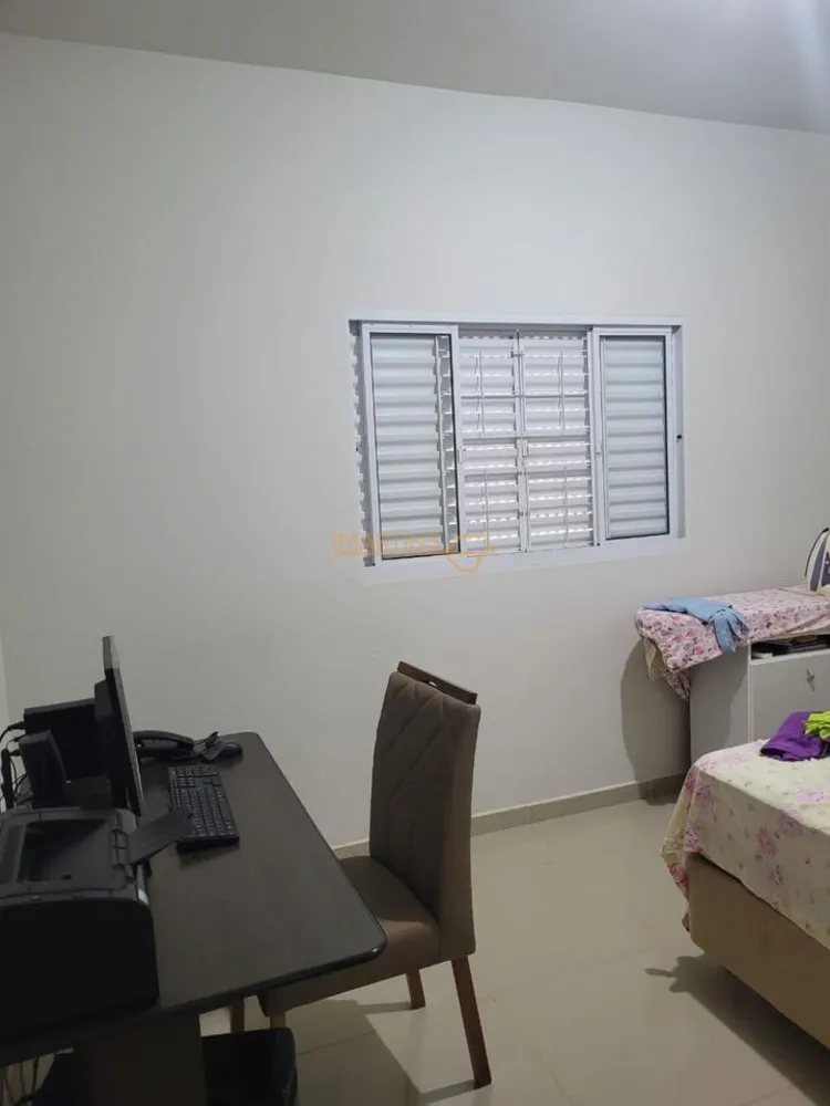 Casa, 3 quartos, 200 m² - Foto 2