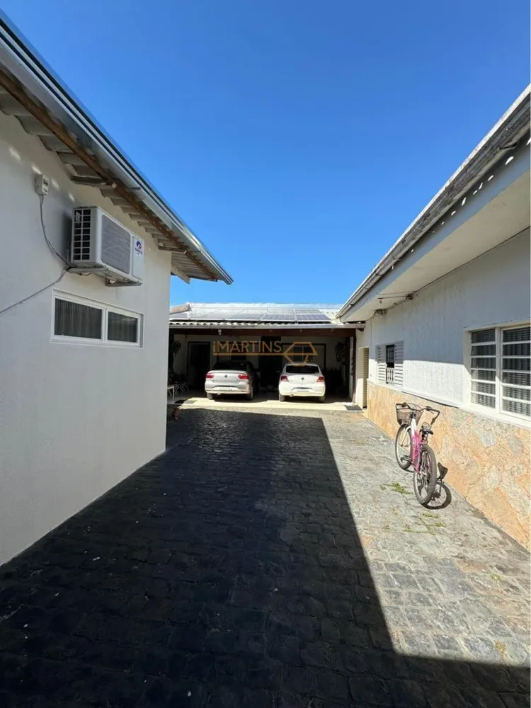 Casa, 7 quartos, 350 m² - Foto 1