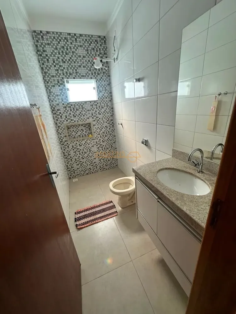Casa, 2 quartos, 250 m² - Foto 1