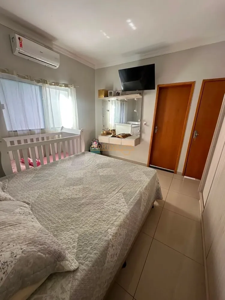 Casa, 2 quartos, 250 m² - Foto 2