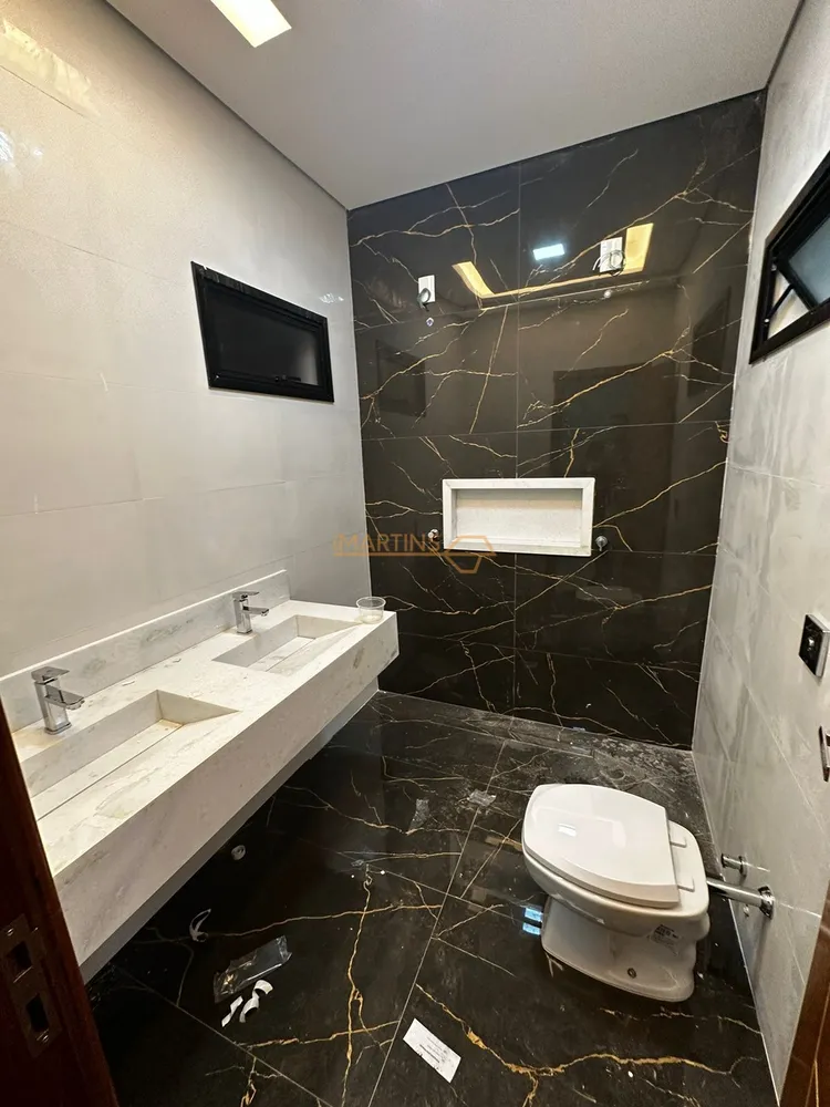 Casa, 3 quartos, 310 m² - Foto 2