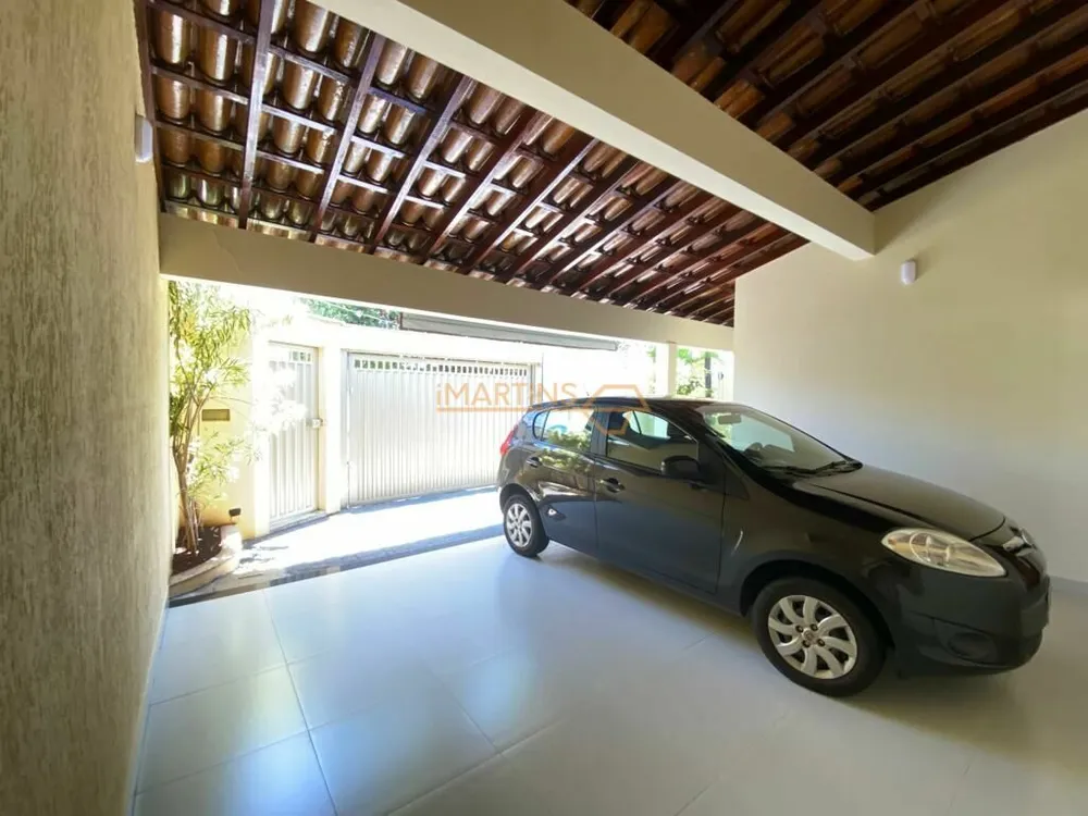 Casa, 3 quartos, 400 m² - Foto 1