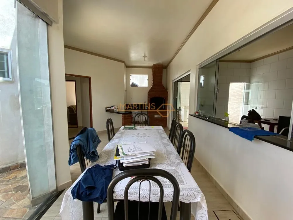 Casa, 3 quartos, 275 m² - Foto 2