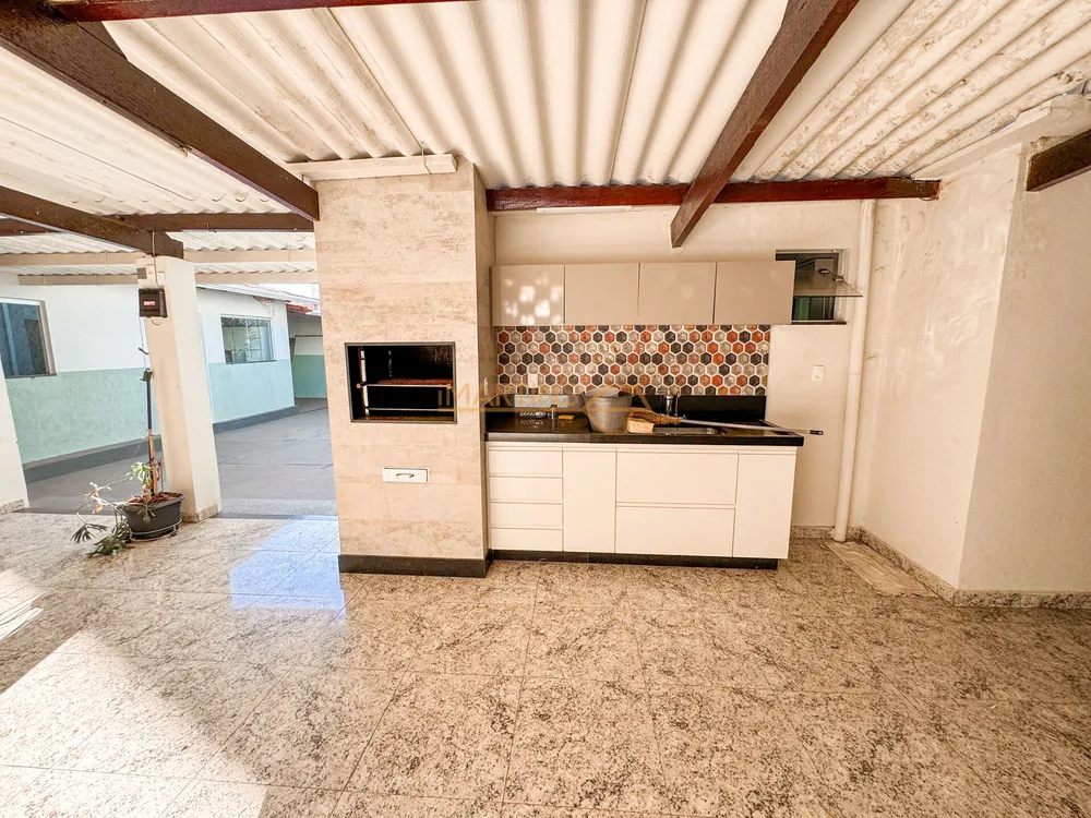 Casa, 3 quartos, 330 m² - Foto 2