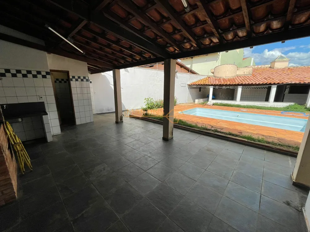 Casa, 3 quartos, 245 m² - Foto 4