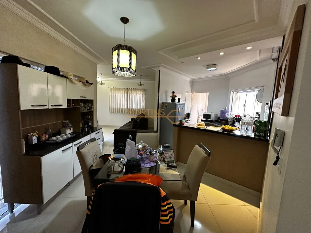 Casa, 1 quarto, 330 m² - Foto 1
