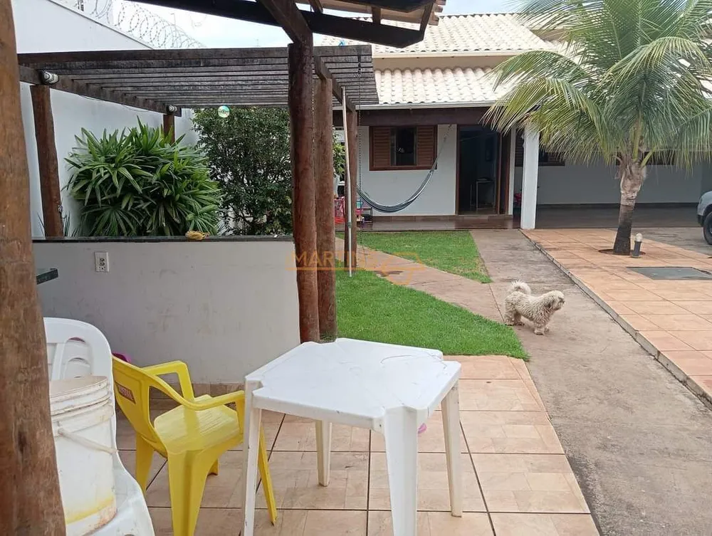Casa, 3 quartos, 324 m² - Foto 2