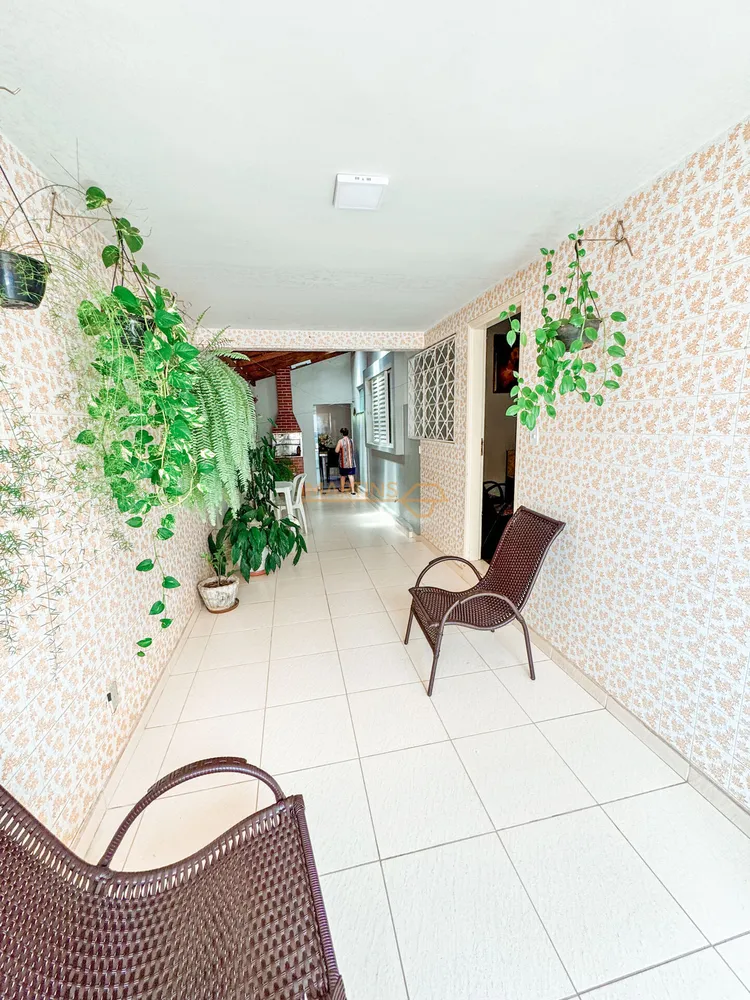 Casa, 3 quartos, 183 m² - Foto 1