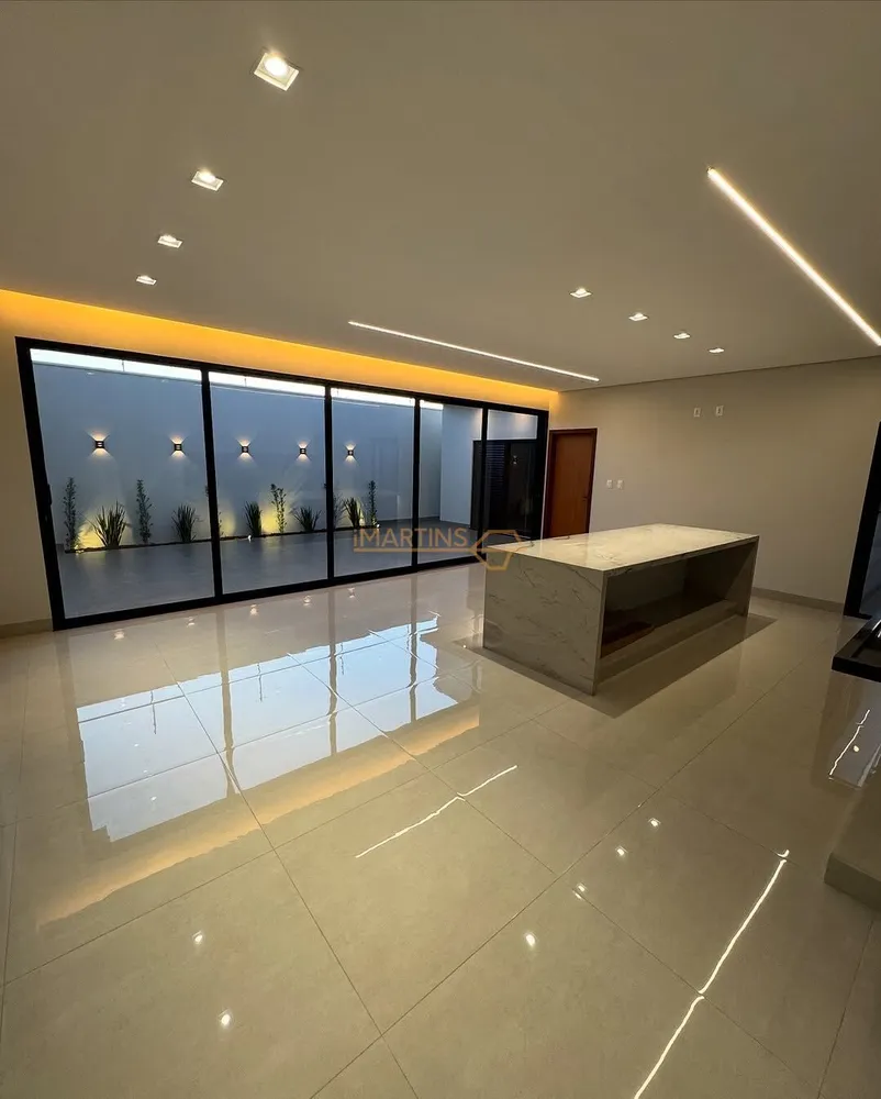 Casa, 3 quartos, 202 m² - Foto 4