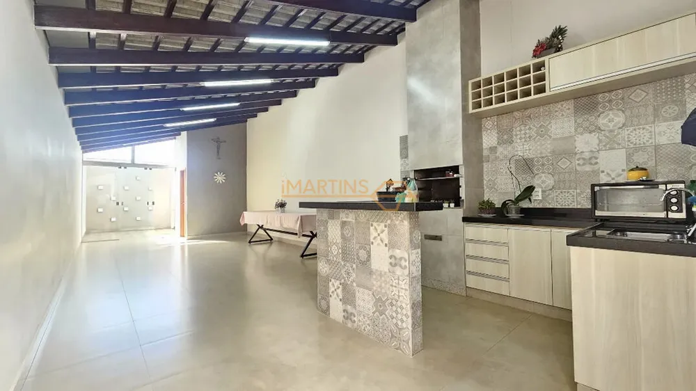 Casa, 3 quartos, 230 m² - Foto 3