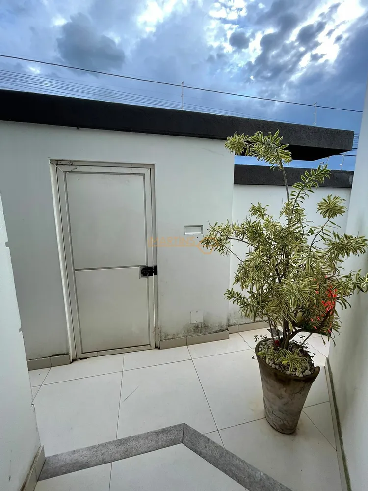 Sobrado, 3 quartos, 220 m² - Foto 1