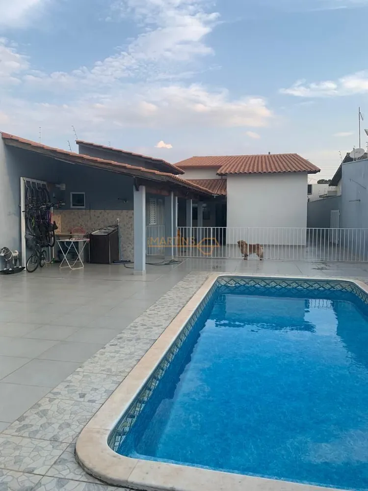 Casa, 3 quartos, 400 m² - Foto 1