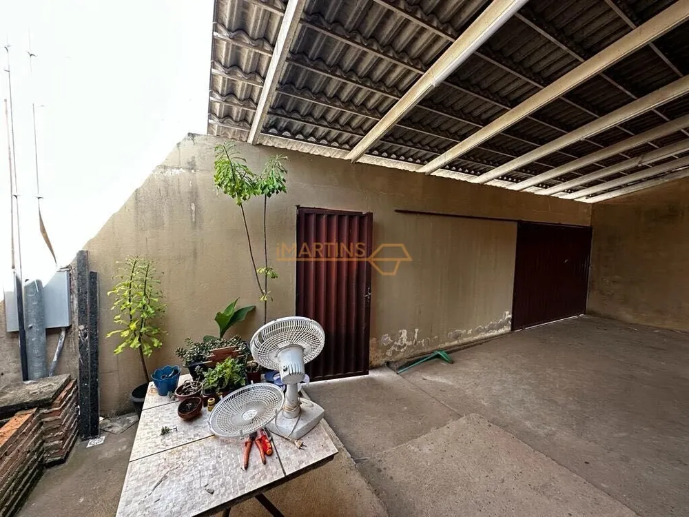 Casa, 4 quartos, 200 m² - Foto 1