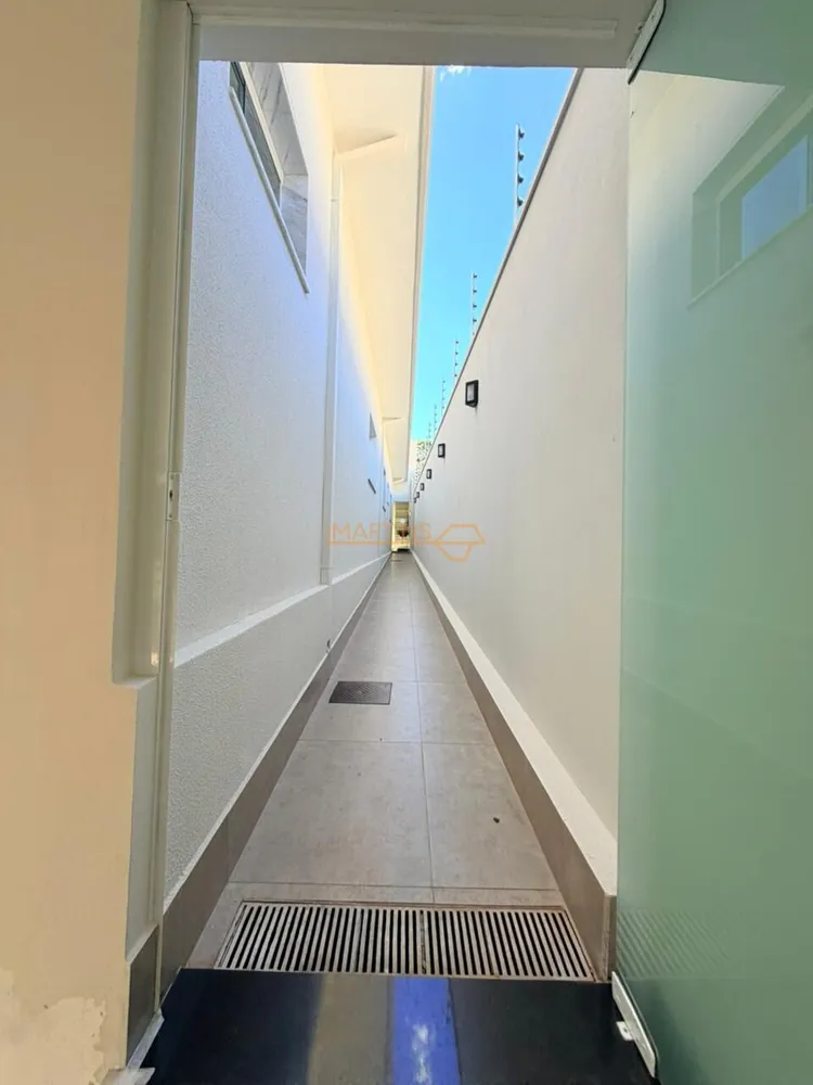 Casa, 3 quartos, 300 m² - Foto 1
