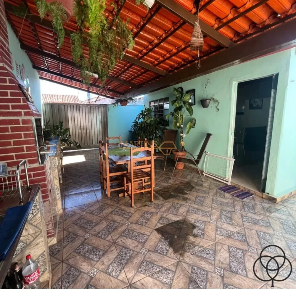 Casa, 2 quartos, 555 m² - Foto 1