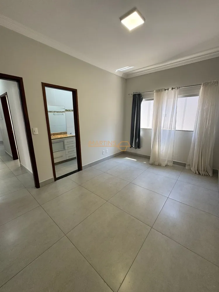 Casa, 4 quartos, 228 m² - Foto 3