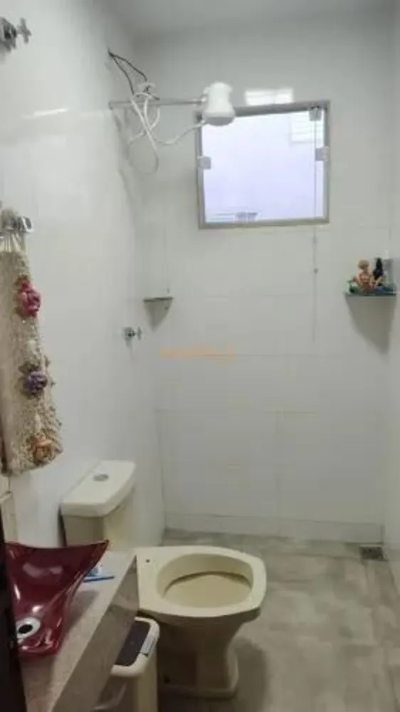 Casa, 3 quartos, 252 m² - Foto 2