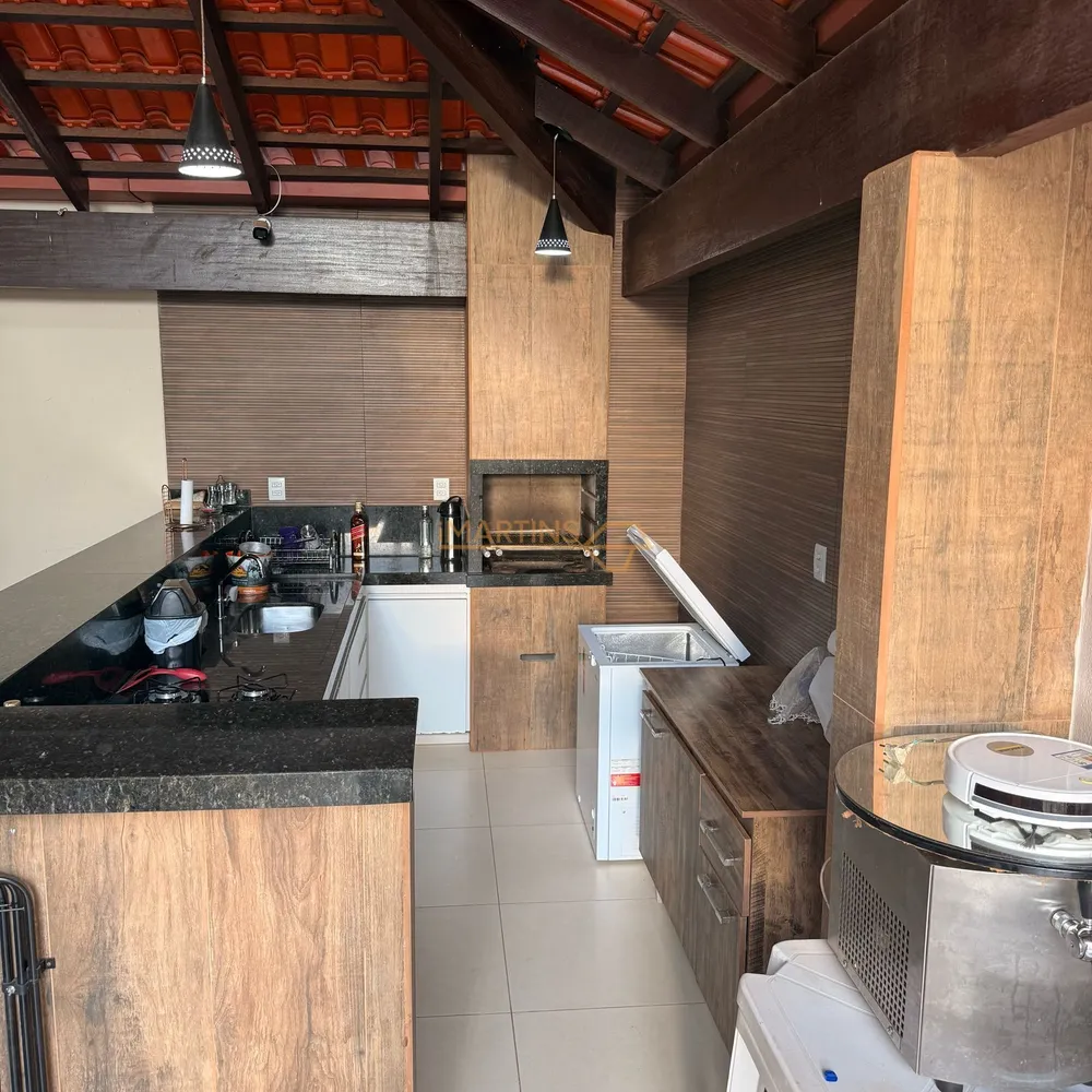 Casa, 3 quartos, 200 m² - Foto 2