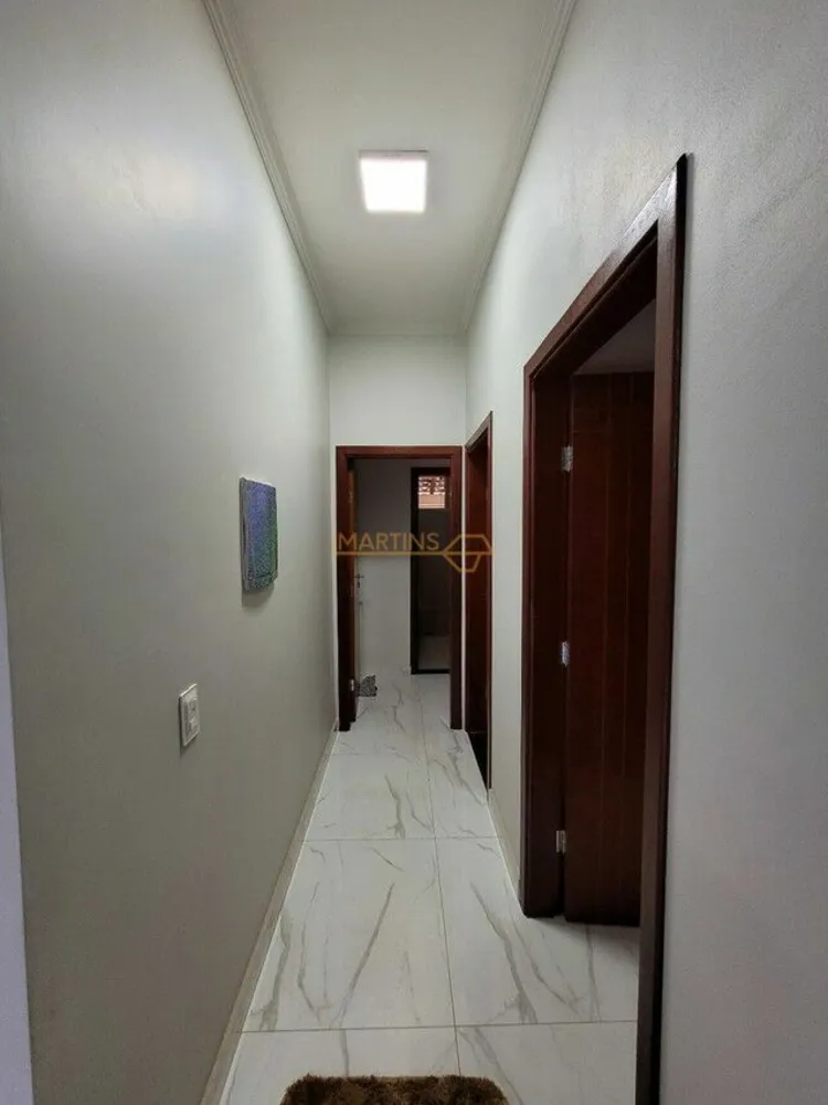 Casa, 3 quartos, 250 m² - Foto 2