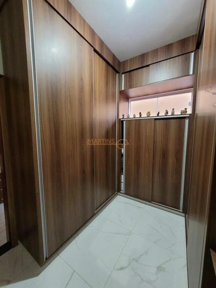 Casa, 3 quartos, 250 m² - Foto 4