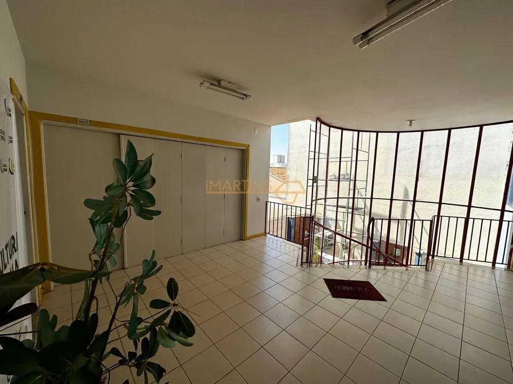 Loja-Salão, 5555 m² - Foto 2
